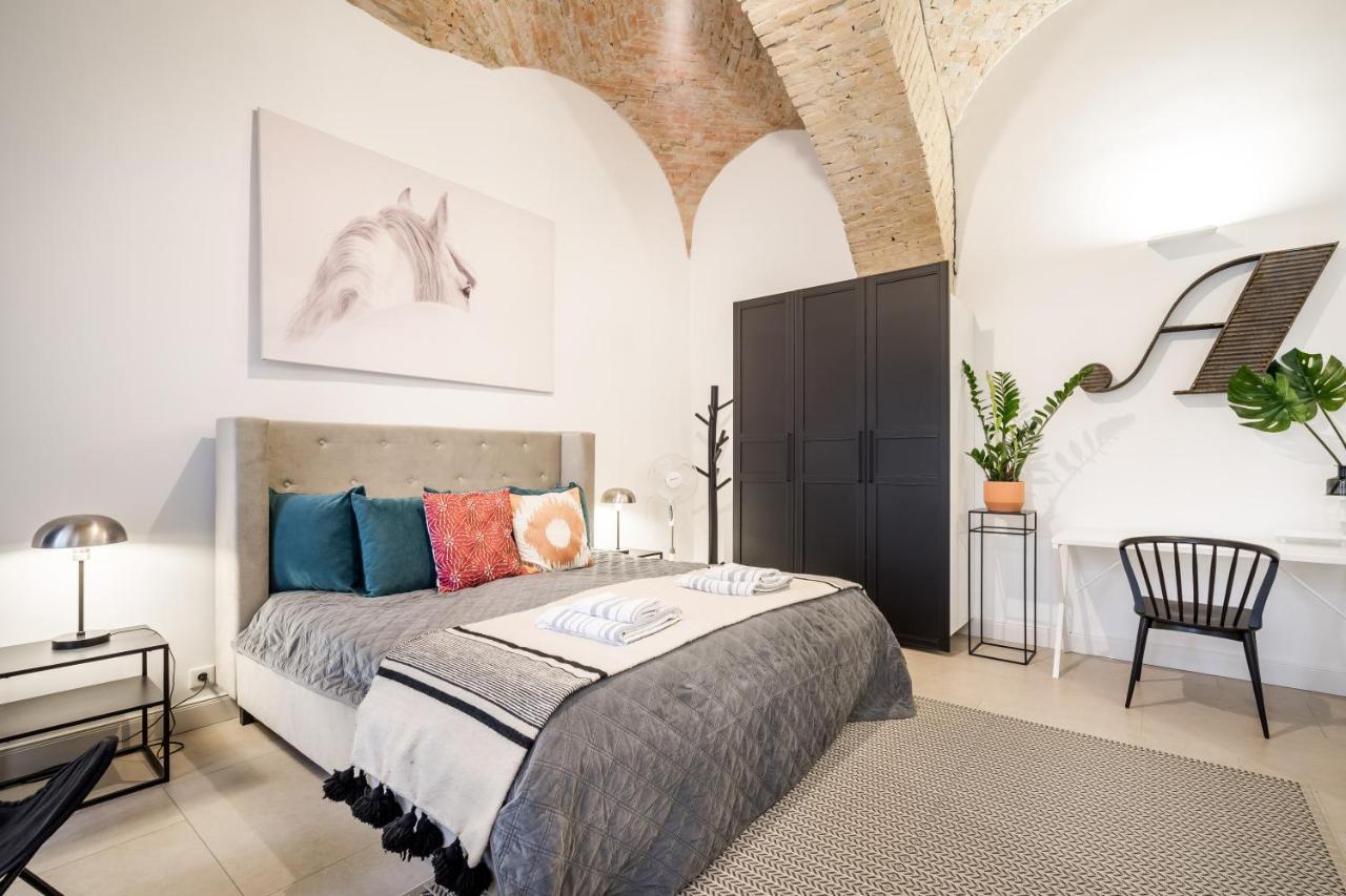Urban Stable Luxury Apartments Budapest Exterior foto